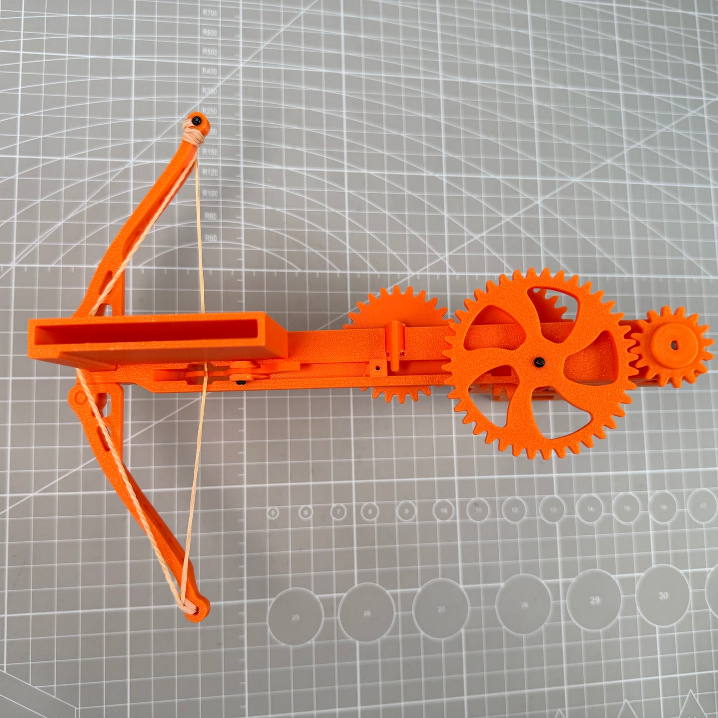 3D Printed Automatic Repeating Crossbow Toy – DIY Gear-Driven Launcher (PLA Material, 21cm)
